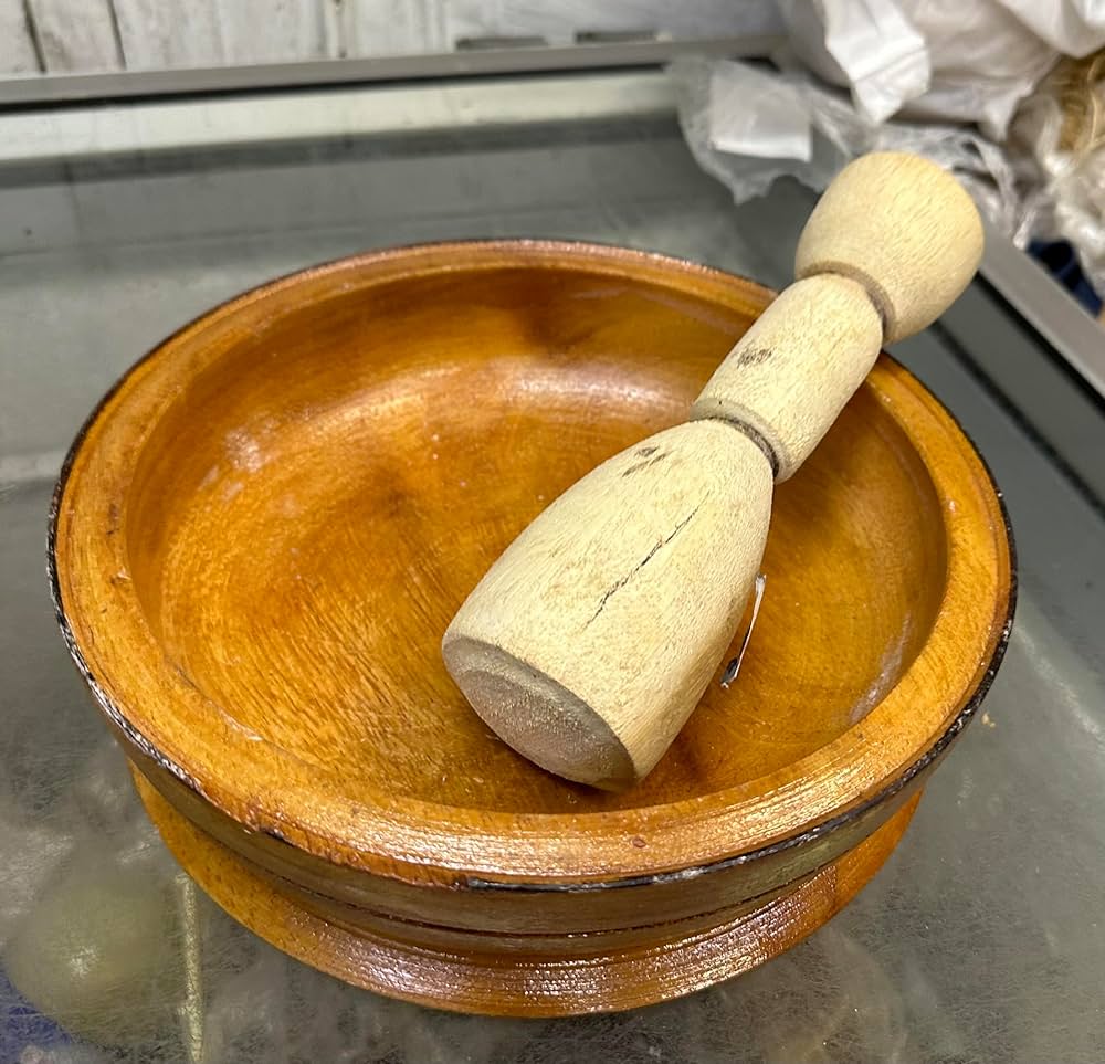 Premium Wooden Mortar & Pestle – Perfect for Grinding Herbs, Spices & Garlic