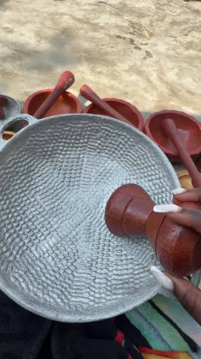 Premium Aluminum Mortar & Pestle – Perfect for Garlic, Herbs, Spices & Homemade Sauces